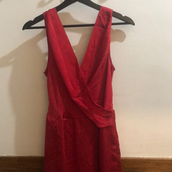 Sexy DKNY low v dress sz 10 - Picture 2 of 5